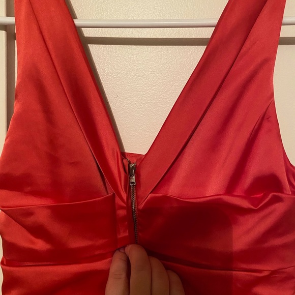 Express fashion dress size 2 - Picture 2 of 3